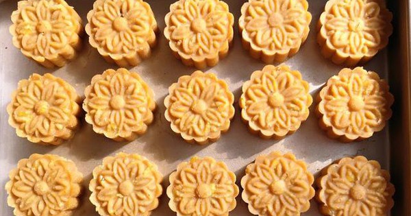 banh-trung-thu-hat-de-ava-17595888495881402369936-12-0-347-640-crop-17595896191541792846957.jpg