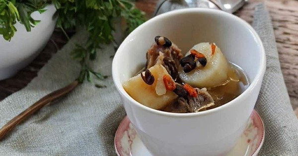 canh-suon-heo-cu-mai-va-dau-den-ava-17615517840301863603452-61-0-597-1024-crop-176155284738015651719.jpeg